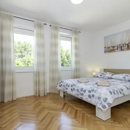 Roana In - Istrien Gæstehus Poreč